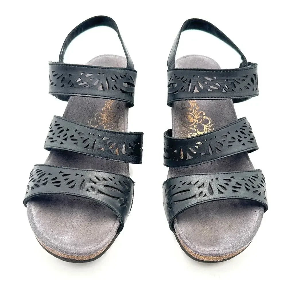 Aetrex Women's Lexi Laser Triple Strap Wedge Sandal - size 10